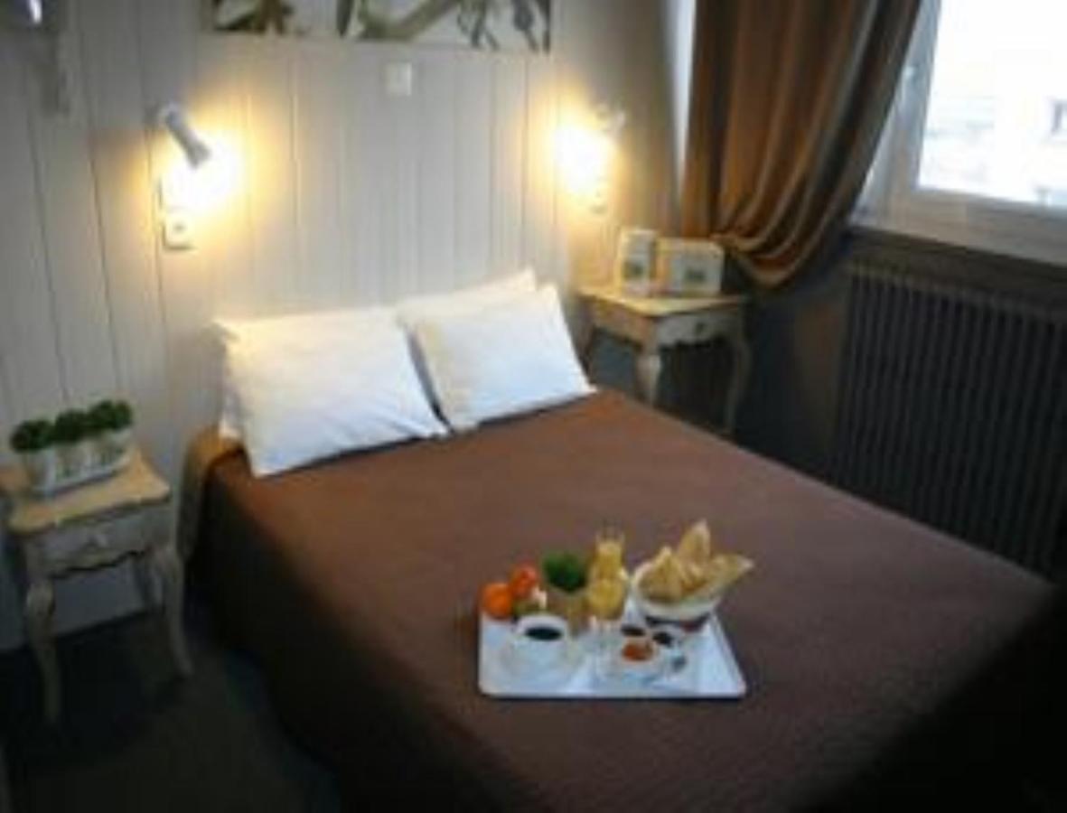 Hotel De Londres Boulogne-sur-Mer Room photo